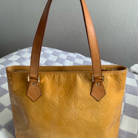 LOUIS VUITTON MONOGRAM VERNIS HOUSTON ~~VINTAGE~< - Picture 9 of 15